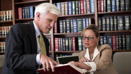 Five Times When It’s Important to Hire a Legal Advisor