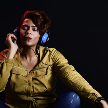6 Ways to Get Pure Sounds from Your Headphones