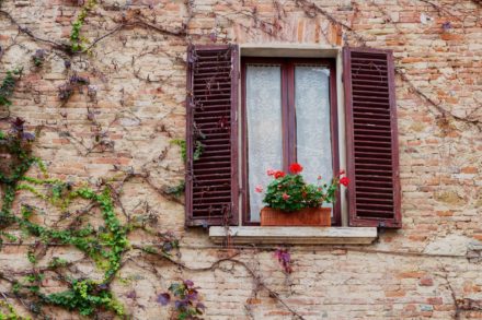 How To Know It’s Time To Replace Your Window