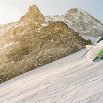 6 Ways to Stay Relaxed When Skiing